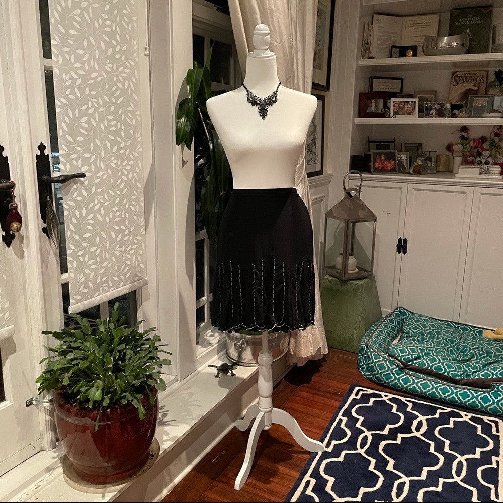 ❄️WINTER SALE: 
Silver Beaded Skirt, Sz 10, Side Zip, Vintage EXPRESS - Picture 15 of 16